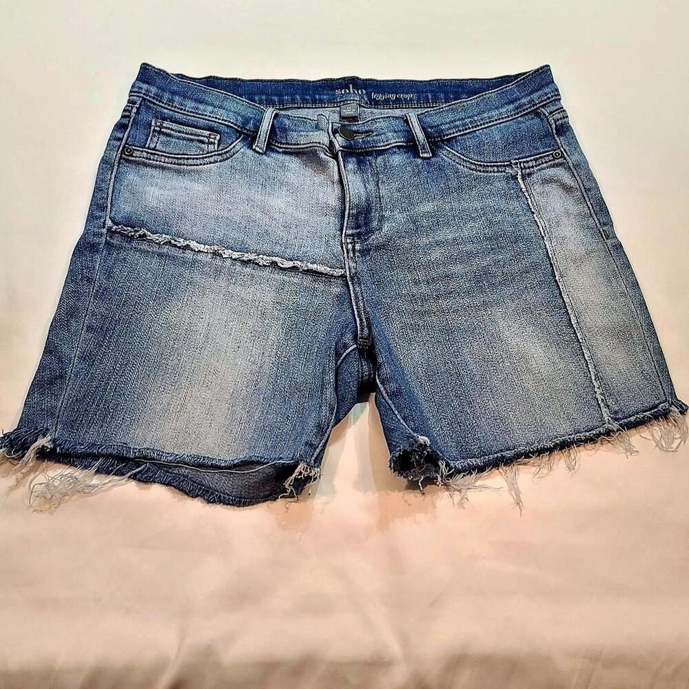 SOHO Jagged Edge Denim Shorts – Size 10 💙